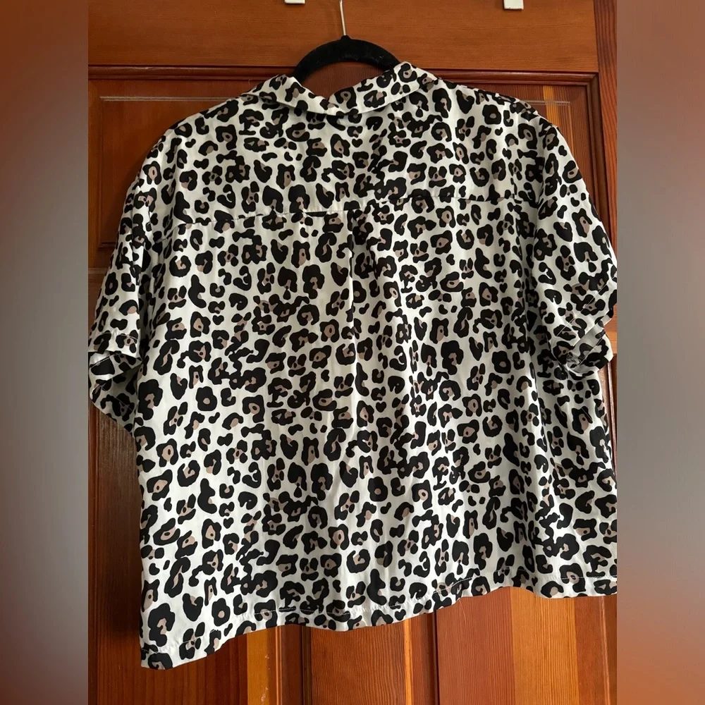 Code x Mode Cheetah Print Blouse - Picture 2 of 4